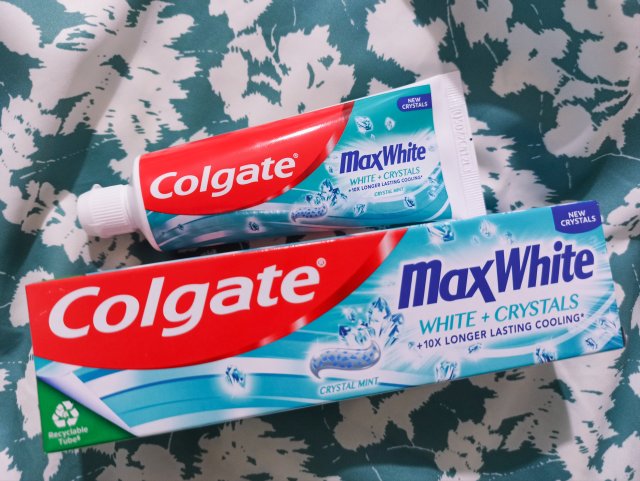 Colgate Pasta do zębów, Max White, White + Crystal, Crystal Mint 