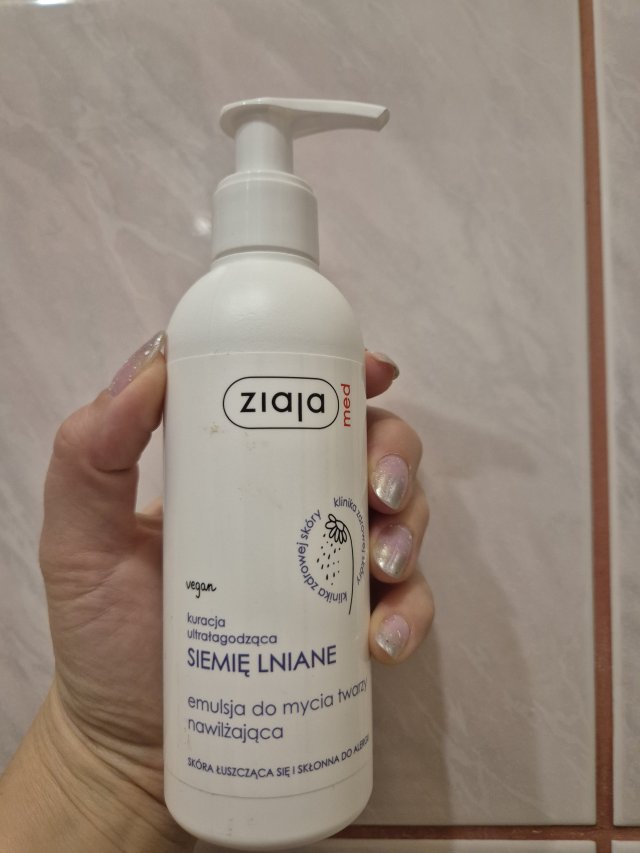 Ziaja Med, Kuracja po zabiegach medycyny estetycznej i wysuszających skórę, Siemię Lniane, Emulsja do mycia twarzy