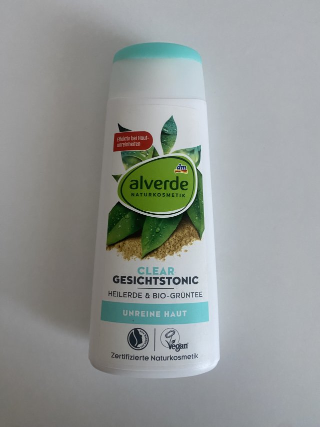 Denkowanie część druga :) Grudzień, kosmetyki w świątecznych opakowaniach lub w świątecznych kolorach: czerwonym, zielonym i złotym 