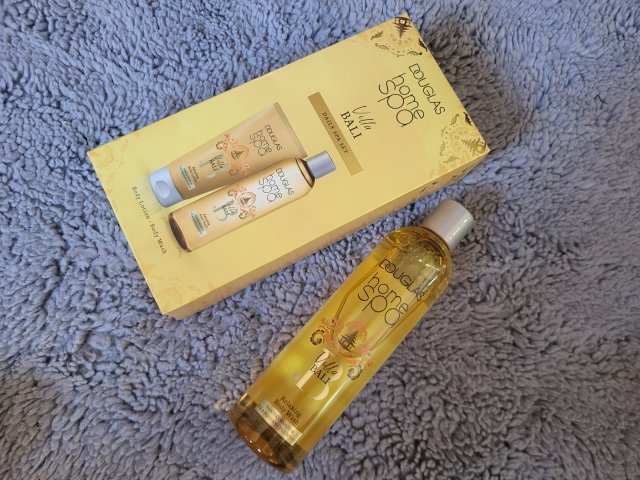 Douglas Home Spa, Żel pod prysznic, Villa Bali, Drzewo sandałowe i kwiat frangipani