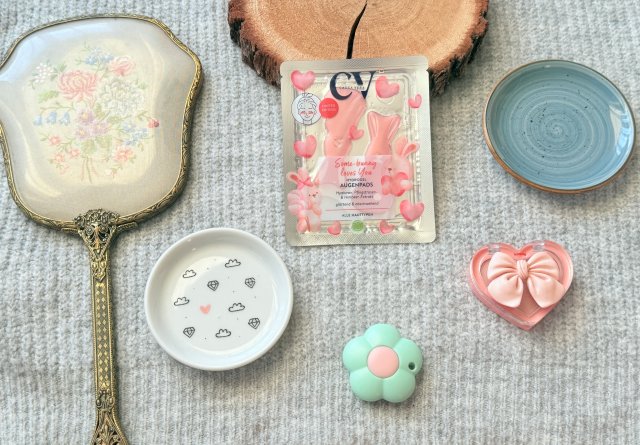 CV CadeaVera Hydrożelowe płatki pod oczy, Some-Bunny Loves You