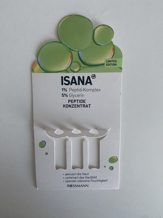 Denkowanie część druga :) Grudzień, kosmetyki w świątecznych opakowaniach lub w świątecznych kolorach: czerwonym, zielonym i złotym 