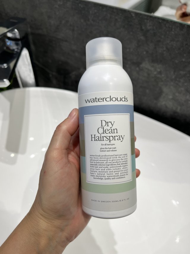 Denkowanie część druga :) Grudzień, kosmetyki w świątecznych opakowaniach lub w świątecznych kolorach: czerwonym, zielonym i złotym 