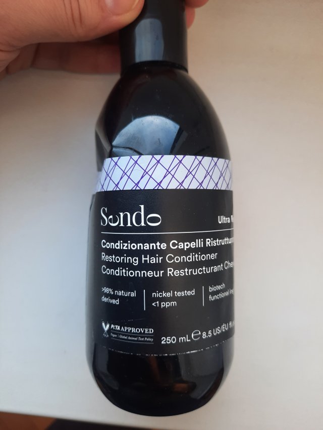 Denkowanie część druga :) Grudzień, kosmetyki w świątecznych opakowaniach lub w świątecznych kolorach: czerwonym, zielonym i złotym 