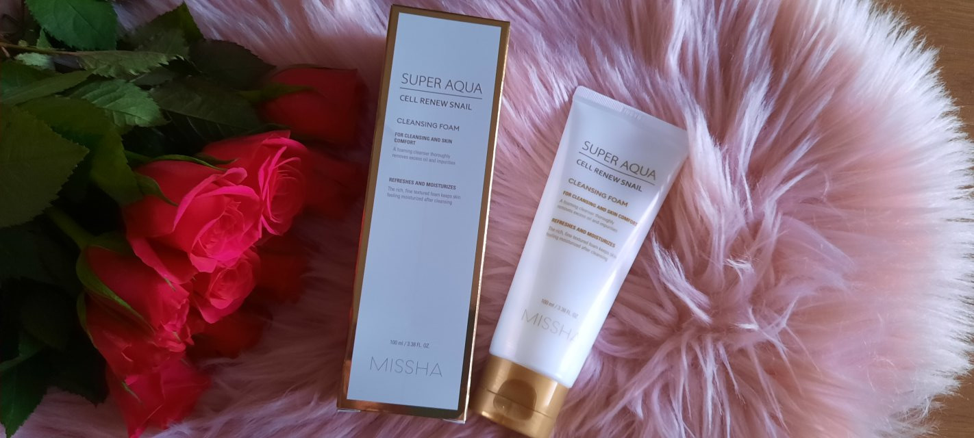 MISSHA Super Aqua, Cell Renew Snail Cleansing Foam, Pianka do mycia twarzy, Śluz ślimaka