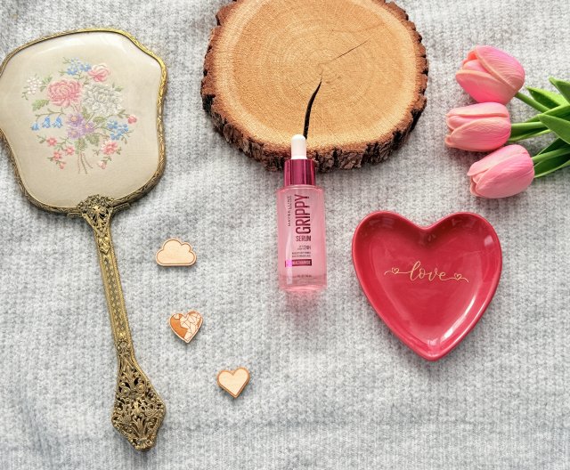 Maybelline Grippy Serum, Baza pod makijaż