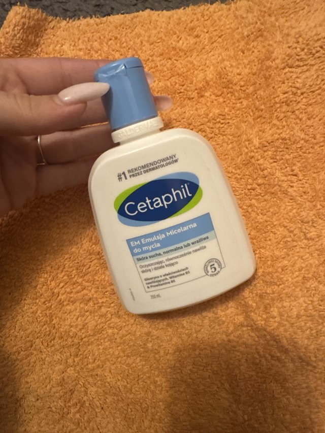 Cetaphil Emulsja micelarna do mycia twarzy, Skóra normalna i tłusta