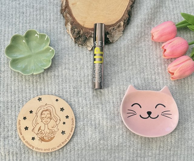 Sephora Tusz do rzęs, Size Up Ultra Black, Zwiększający objętość, Black