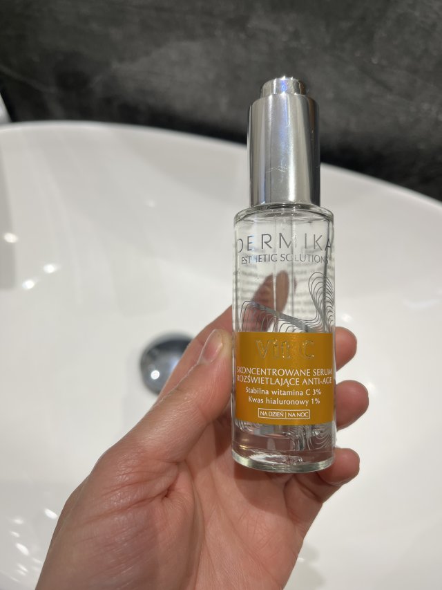 Denkowanie część druga :) Grudzień, kosmetyki w świątecznych opakowaniach lub w świątecznych kolorach: czerwonym, zielonym i złotym 