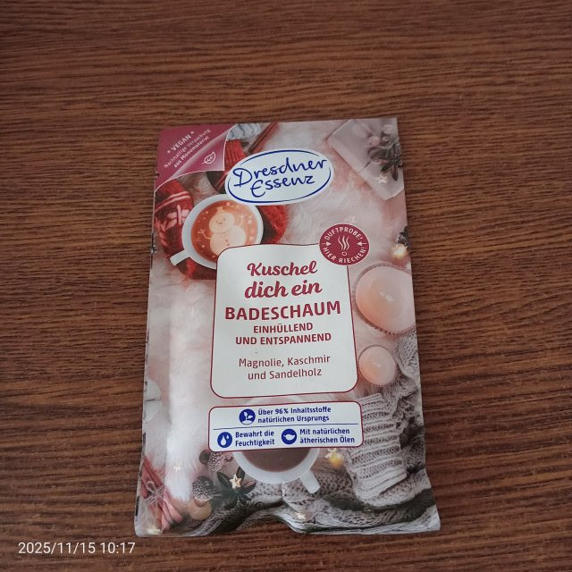 Dresdner Essenz Pianka do kąpieli, Kuschel Dich Ein