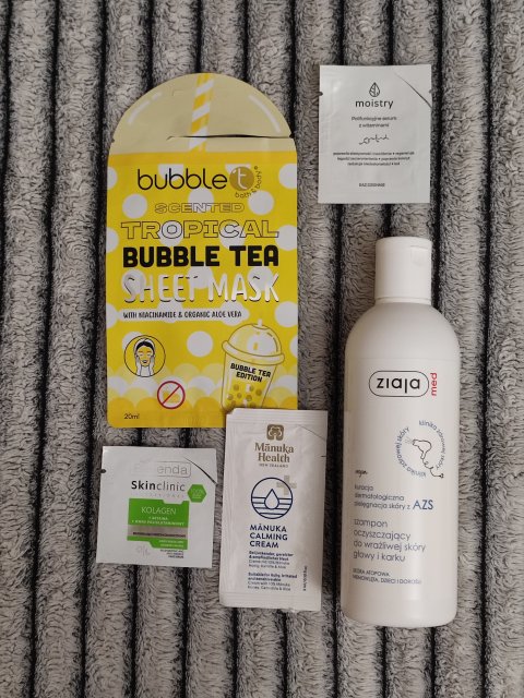 Denkowanie część druga :) Grudzień, kosmetyki w świątecznych opakowaniach lub w świątecznych kolorach: czerwonym, zielonym i złotym 