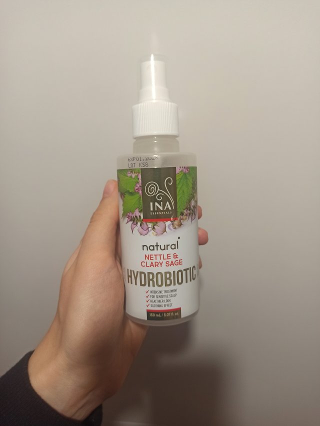 Denkowanie część druga :) Grudzień, kosmetyki w świątecznych opakowaniach lub w świątecznych kolorach: czerwonym, zielonym i złotym 