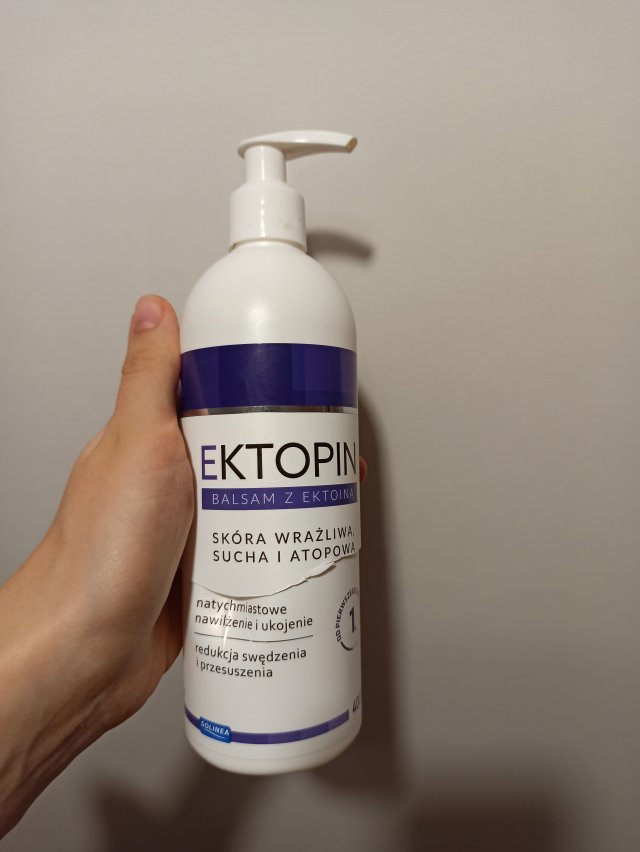 Denkowanie część druga :) Grudzień, kosmetyki w świątecznych opakowaniach lub w świątecznych kolorach: czerwonym, zielonym i złotym 