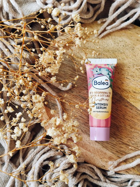 Serum do twarzy marki Balea 