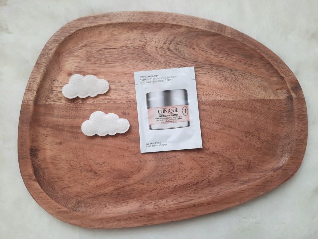 Clinique Moisture Surge 100h Auto-repleshing Hydrator, Krem do twarzy, Nawilżający