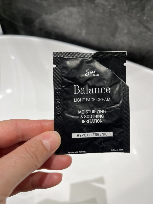 Denkowanie część druga :) Grudzień, kosmetyki w świątecznych opakowaniach lub w świątecznych kolorach: czerwonym, zielonym i złotym 