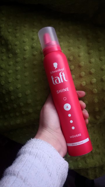 Schwarzkopf Taft, Shine, Pianka do włosów, Ultra Strong 4