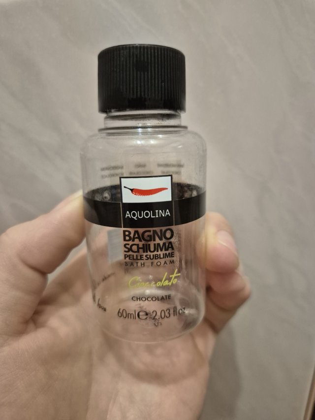 Denkowanie część druga :) Grudzień, kosmetyki w świątecznych opakowaniach lub w świątecznych kolorach: czerwonym, zielonym i złotym 