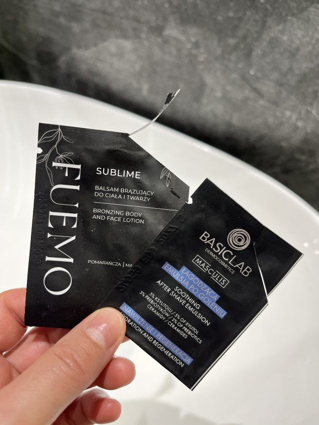 Denkowanie część druga :) Grudzień, kosmetyki w świątecznych opakowaniach lub w świątecznych kolorach: czerwonym, zielonym i złotym 