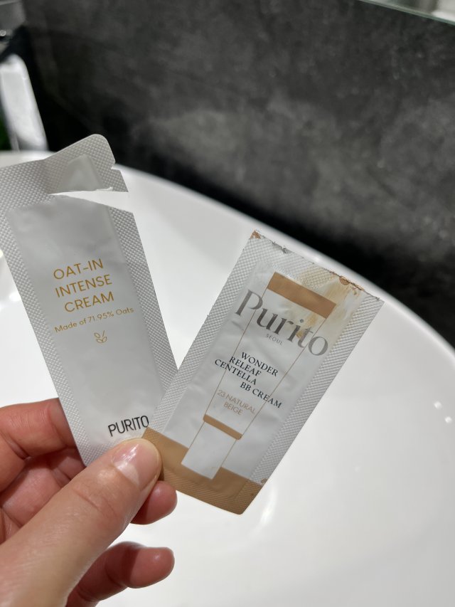 Denkowanie część druga :) Grudzień, kosmetyki w świątecznych opakowaniach lub w świątecznych kolorach: czerwonym, zielonym i złotym 