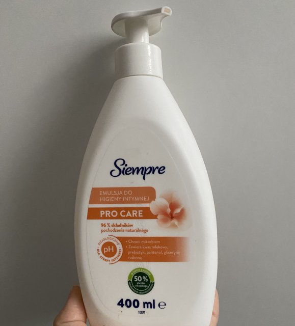 Denkowanie część druga :) Grudzień, kosmetyki w świątecznych opakowaniach lub w świątecznych kolorach: czerwonym, zielonym i złotym 