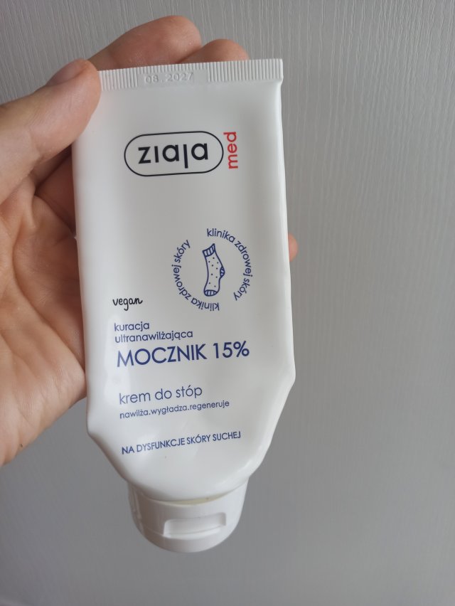 Denkowanie część druga :) Grudzień, kosmetyki w świątecznych opakowaniach lub w świątecznych kolorach: czerwonym, zielonym i złotym 