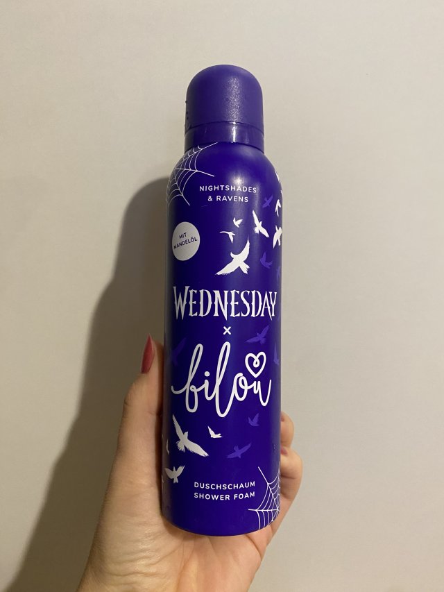 Denkowanie część druga :) Grudzień, kosmetyki w świątecznych opakowaniach lub w świątecznych kolorach: czerwonym, zielonym i złotym 