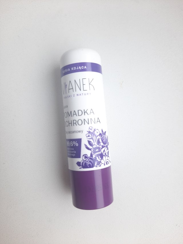 Denkowanie część druga :) Grudzień, kosmetyki w świątecznych opakowaniach lub w świątecznych kolorach: czerwonym, zielonym i złotym 