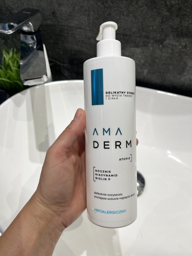 Denkowanie część druga :) Grudzień, kosmetyki w świątecznych opakowaniach lub w świątecznych kolorach: czerwonym, zielonym i złotym 