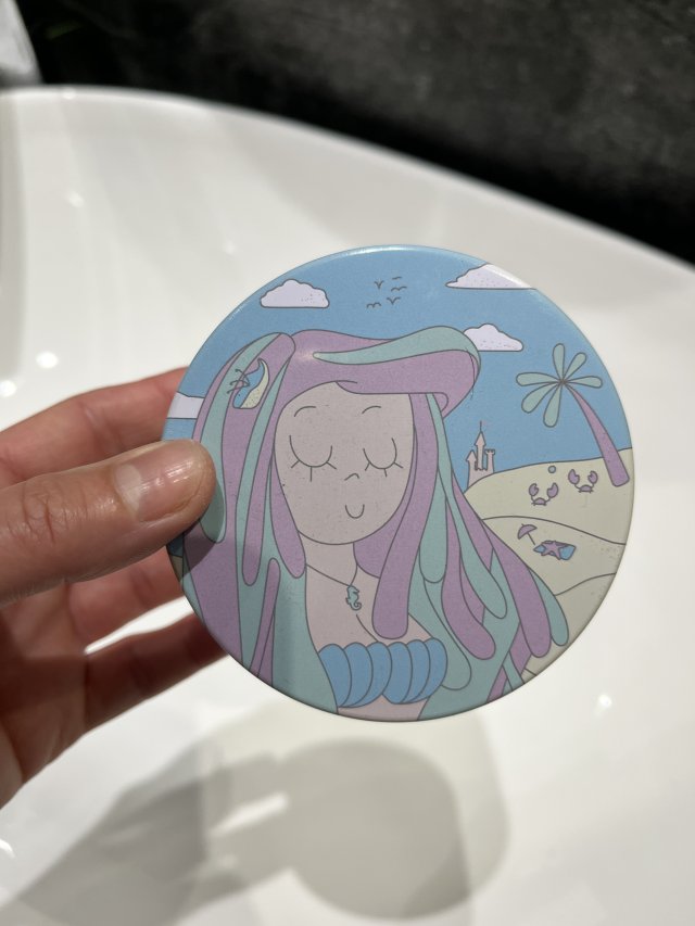 Denkowanie część druga :) Grudzień, kosmetyki w świątecznych opakowaniach lub w świątecznych kolorach: czerwonym, zielonym i złotym 