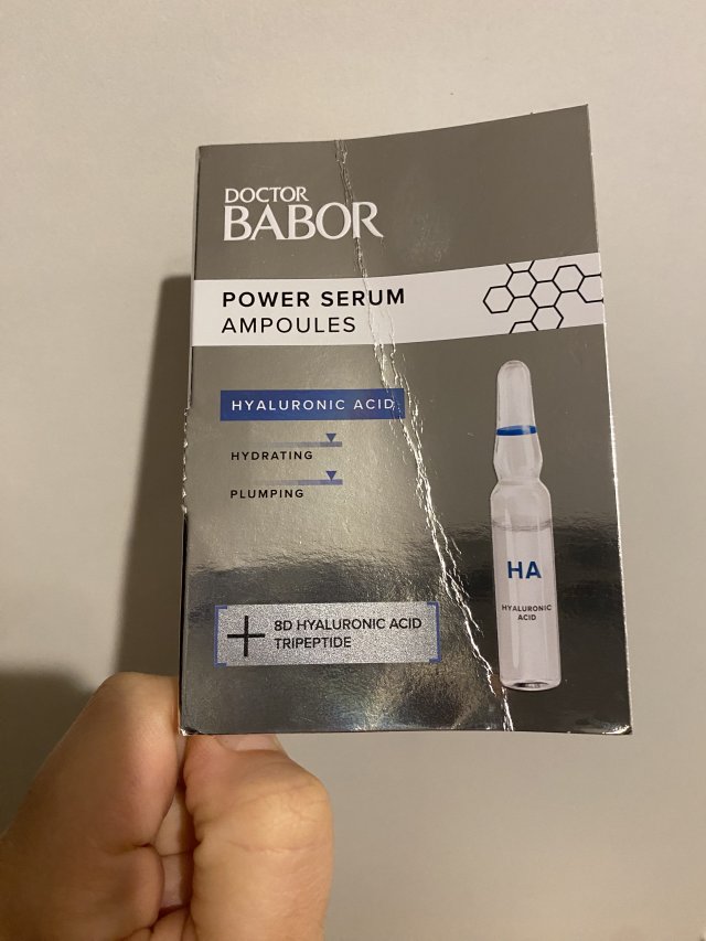 Denkowanie część druga :) Grudzień, kosmetyki w świątecznych opakowaniach lub w świątecznych kolorach: czerwonym, zielonym i złotym 