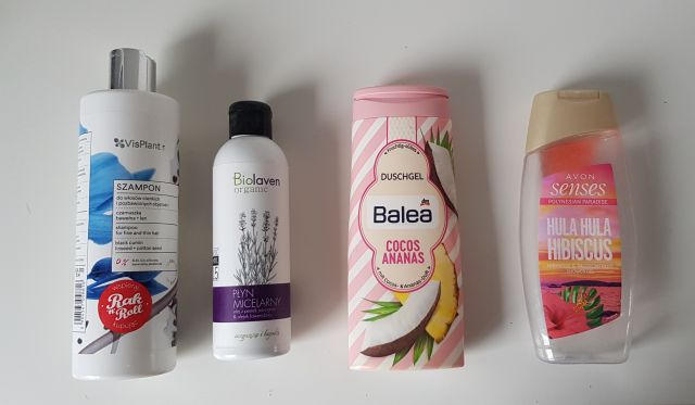 Balea Cocos Ananas, Biolaven płyn micelarny, Vis Plantis szampon do włosów cienkich, Avon Hula Hula Hibiscus