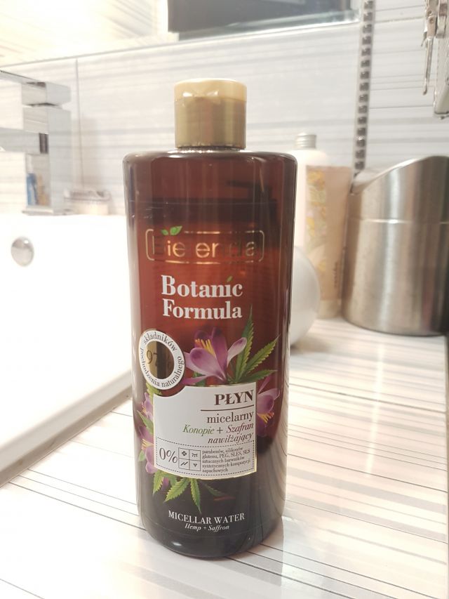 Bielenda Botanic Formula, Płyn micelarny do twarzy, Nawilżający, Konopie + szafran