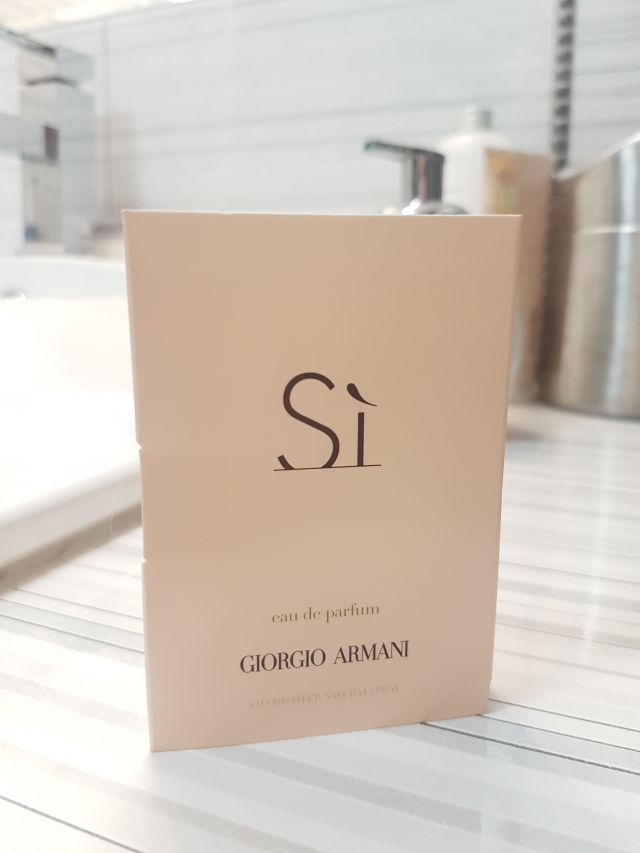 Giorgio Armani Woda perfumowana, Sì EDP