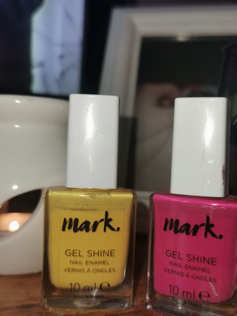 Lakiery do paznokci Mark