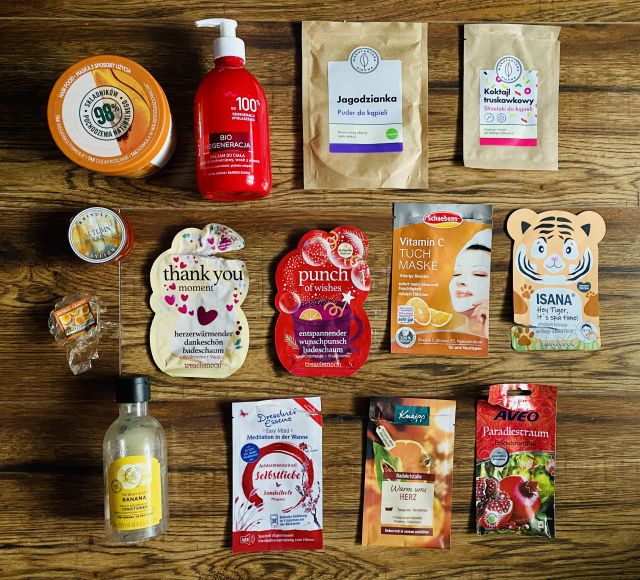 akcja denkowanie! grudzień - kosmetyki w świątecznych opakowaniach i świątecznych kolorach 🎄❄️⛄🎀🎁🎅
