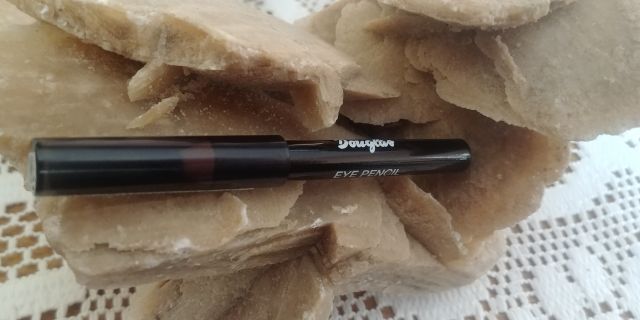 Douglas Kredka do oczu, Eye Pencil, Czarna 