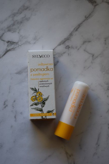 Sylveco Vianek, Pomadka ochronna do ust, Seria pomarańczowa, Odżywcza z olejem z pestek moreli