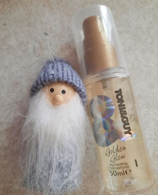 Toni & Guy Nabłyszczający  spray do włosów, Golden Glow
