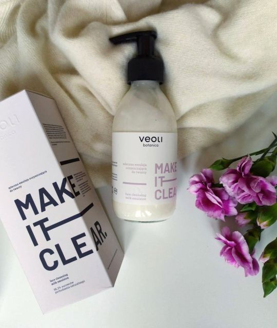 Veoli Botanica Emulsja do twarzy, Mleczna, Oczyszczająca