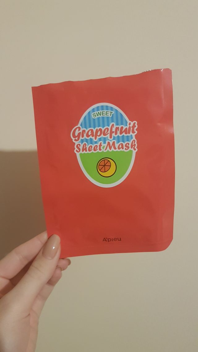 akcja denkowanie! grudzień - kosmetyki w świątecznych opakowaniach i świątecznych kolorach 🎄❄️⛄🎀🎁🎅