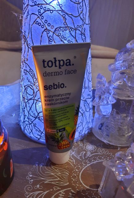 Tołpa Dermo Face,Sebio, enzymatyczny krem przeciw zaskórnikom