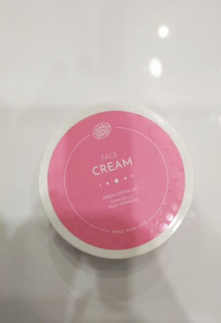 akcja denkowanie! grudzień - kosmetyki w świątecznych opakowaniach i świątecznych kolorach 🎄❄️⛄🎀🎁🎅