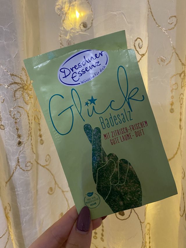 akcja denkowanie! grudzień - kosmetyki w świątecznych opakowaniach i świątecznych kolorach 🎄❄️⛄🎀🎁🎅