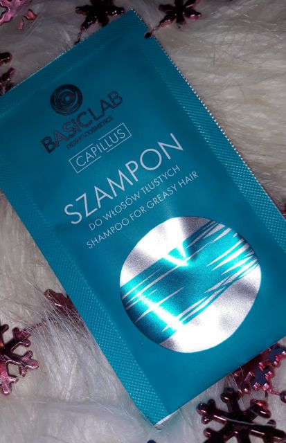 BasicLab Dermocosmetics Capillus, Szampon do włosów tłustych