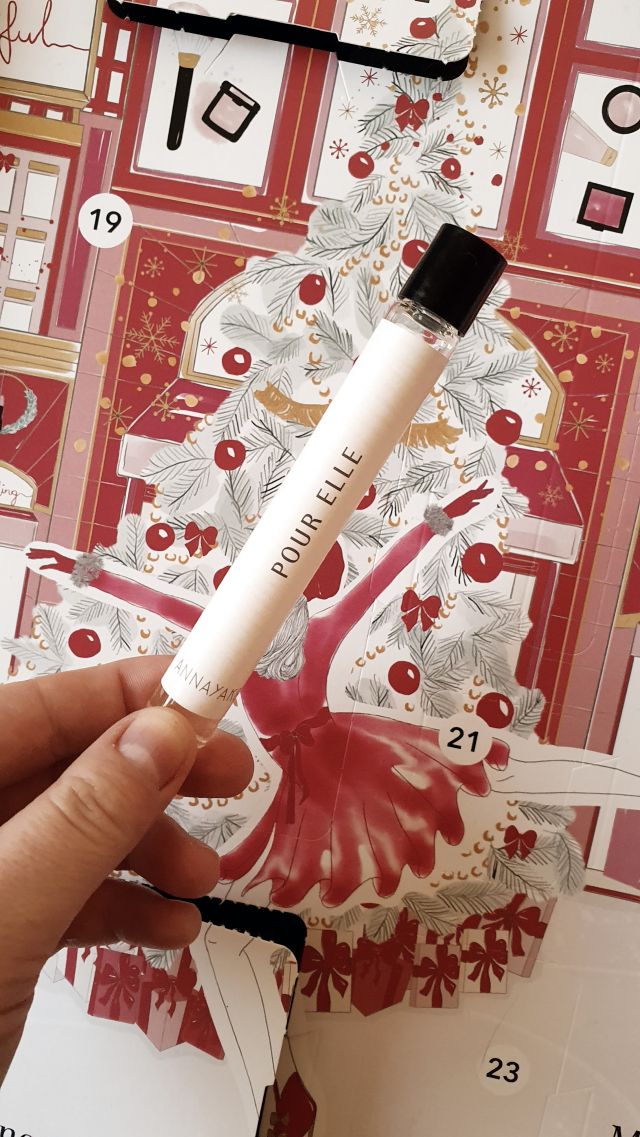 Woda perfumowana ANNAYAKE 