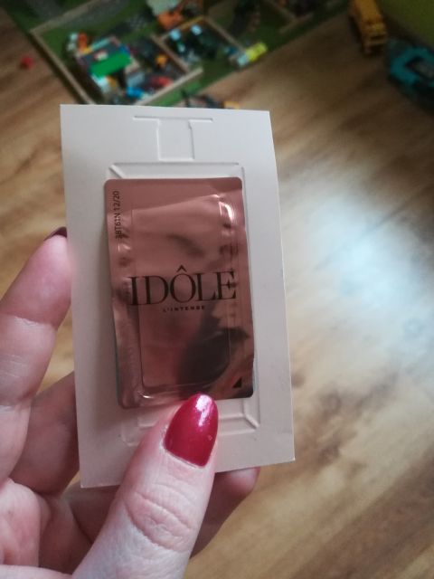 akcja denkowanie! grudzień - kosmetyki w świątecznych opakowaniach i świątecznych kolorach 🎄❄️⛄🎀🎁🎅