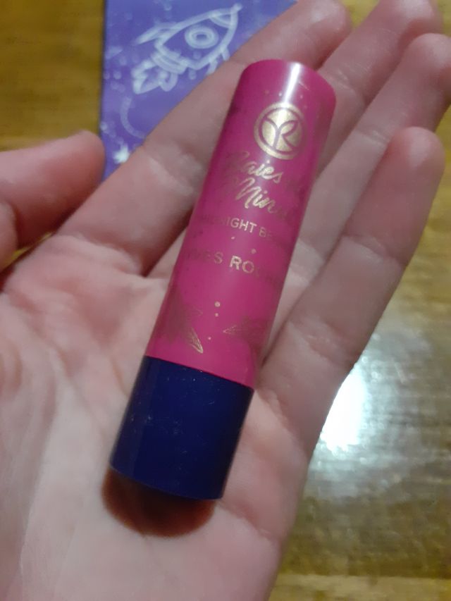 Yves Rocher Pomadka do ust, Owoce leśne (Edycja świąteczna)