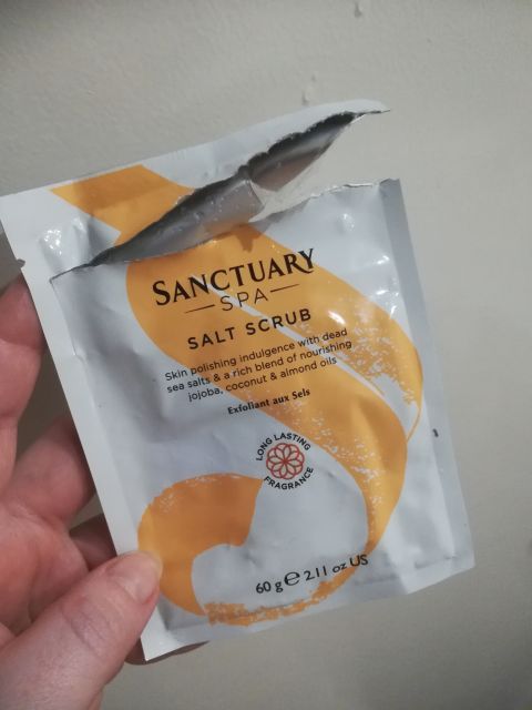 akcja denkowanie! grudzień - kosmetyki w świątecznych opakowaniach i świątecznych kolorach 🎄❄️⛄🎀🎁🎅