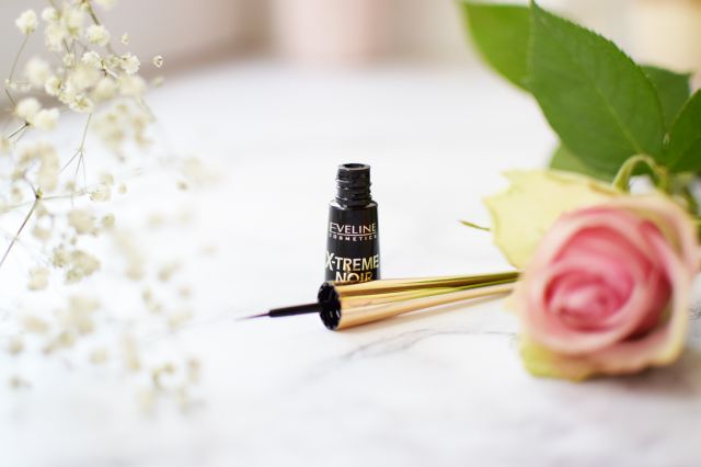 Eveline X-treme Noir, Ultraprecyzyjny eyeliner, Black